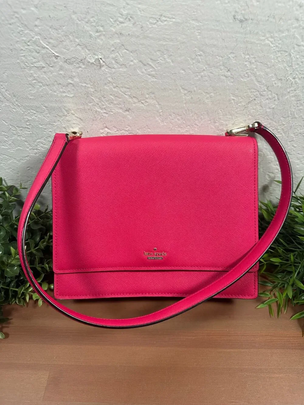Kate Spade Women's Cameron Street Sophie Leather Shoulder Bag Hot Pink